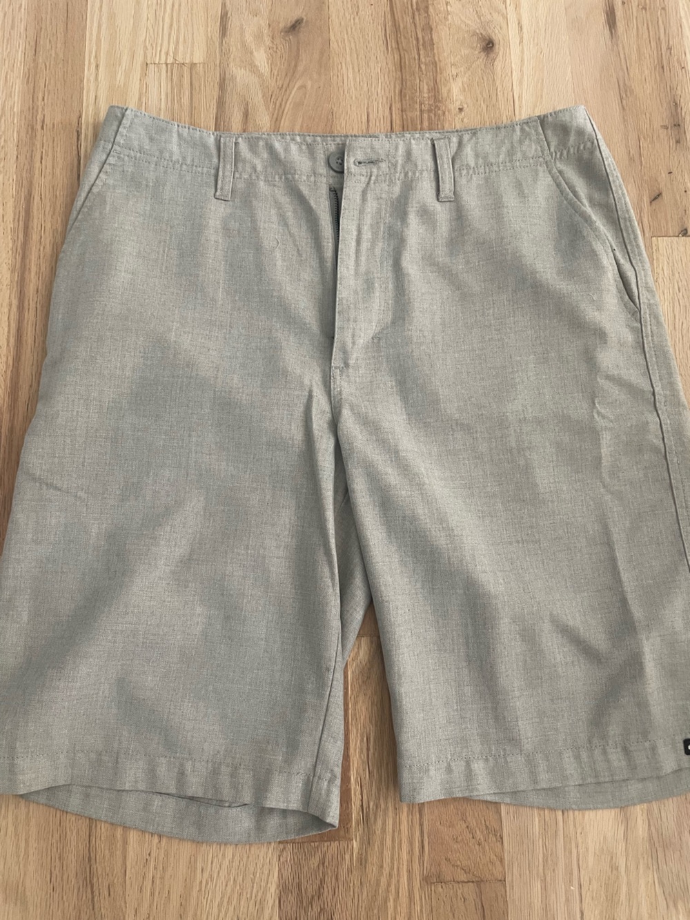 Quiksilver Men's Gray Flat-Front Shorts